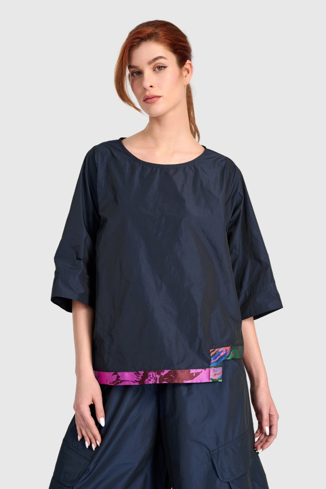 Taffeta Elbow Sleeve with Jacquard Hem Navy