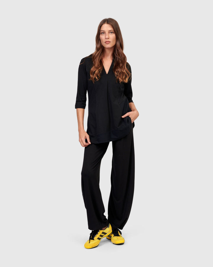 Tekbika V-neck Tunic Top, Black