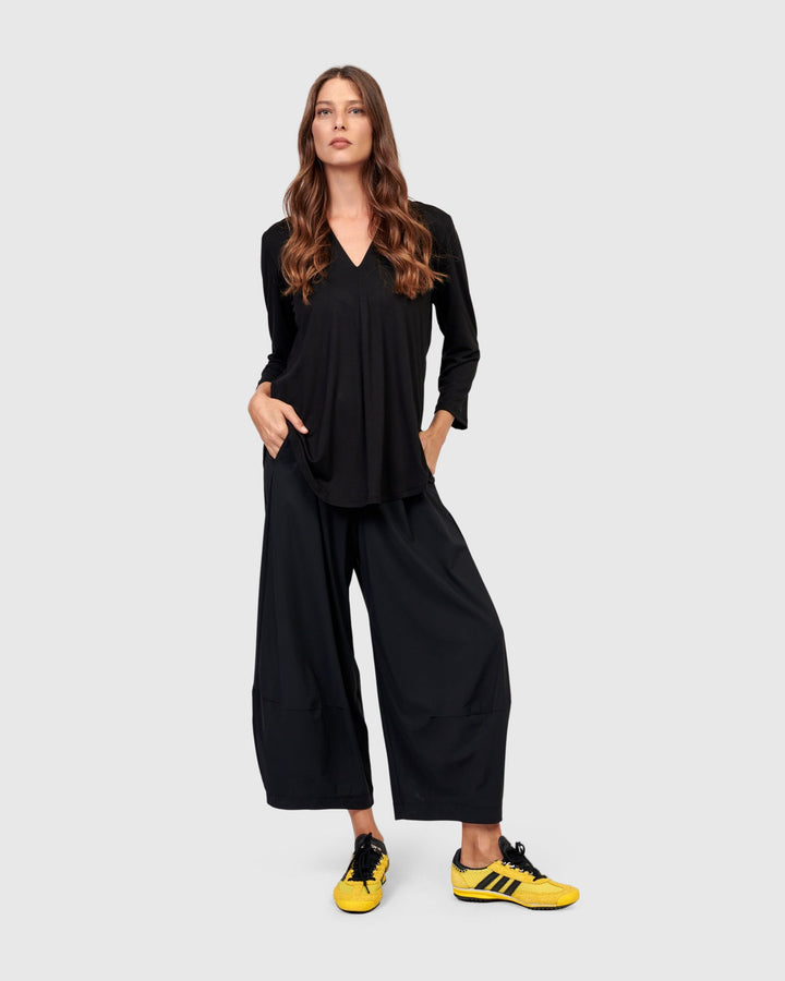 Tekbika V-neck Tunic Top, Black