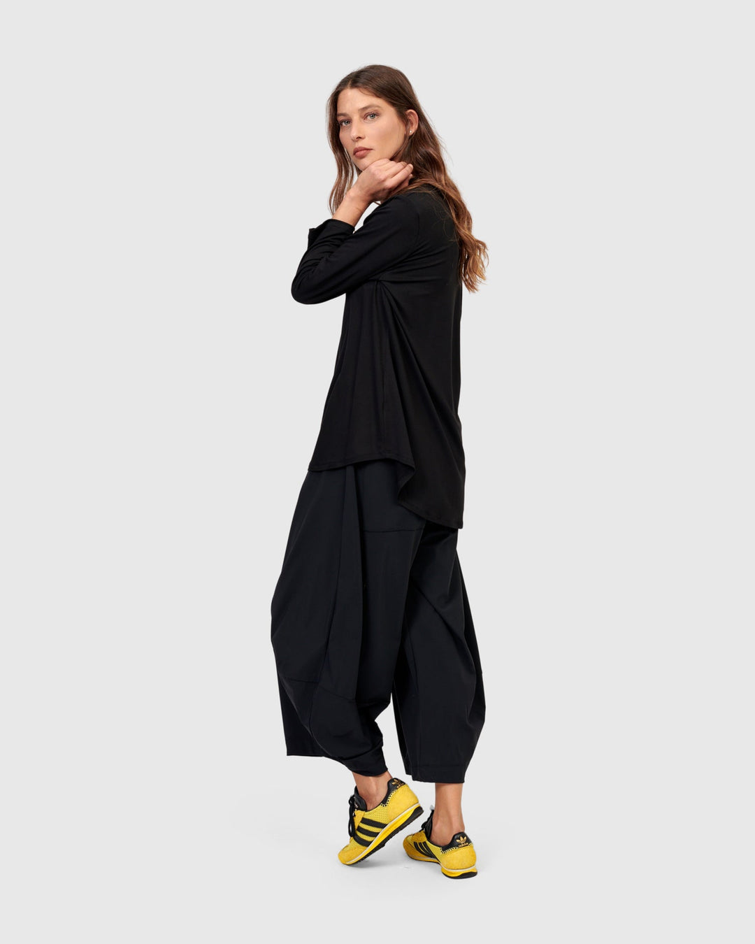 Tekbika V-neck Tunic Top, Black