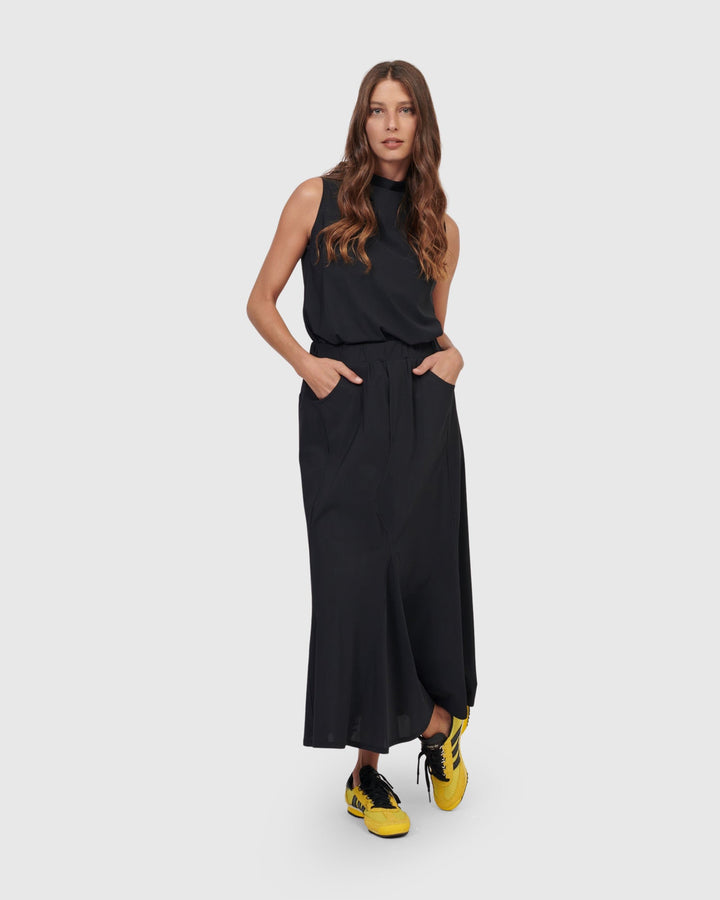 Tekbika Cargo Skirt, Black