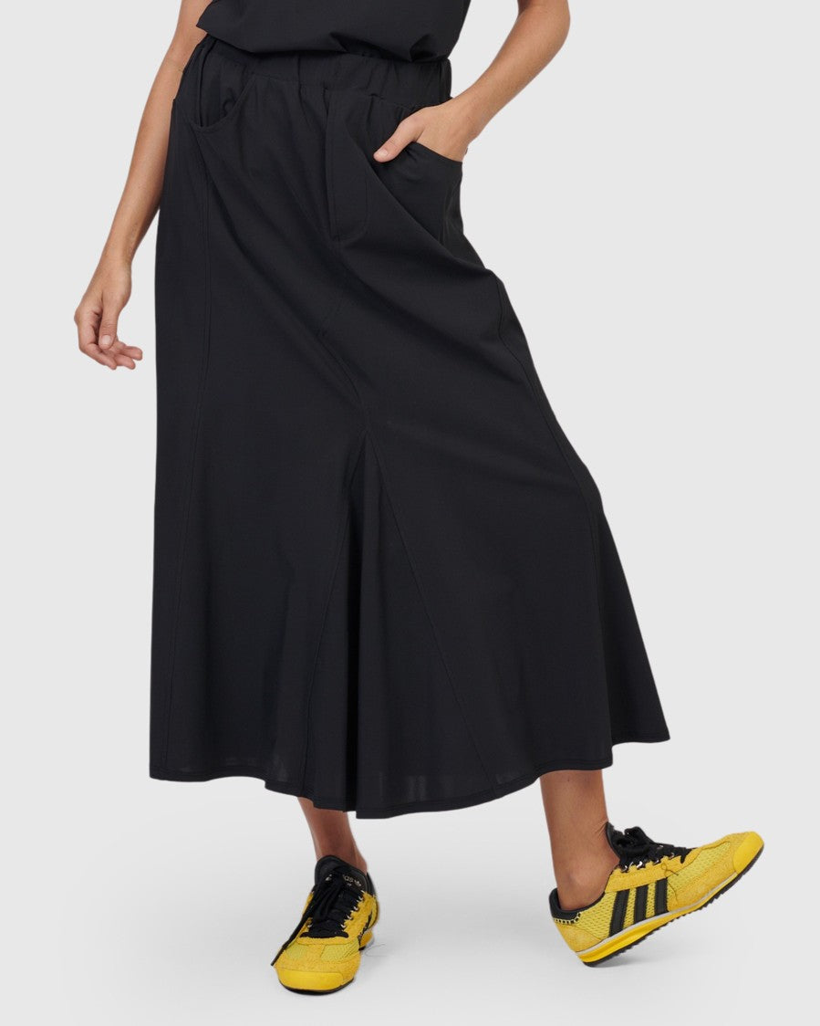 Tekbika Cargo Skirt, Black