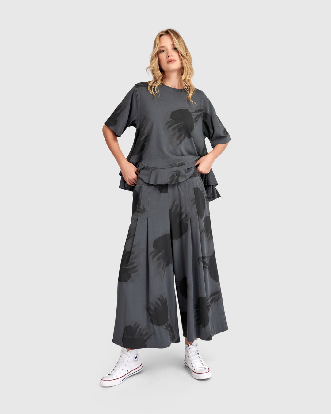 Urban Fleeting Ruffle Top Fog