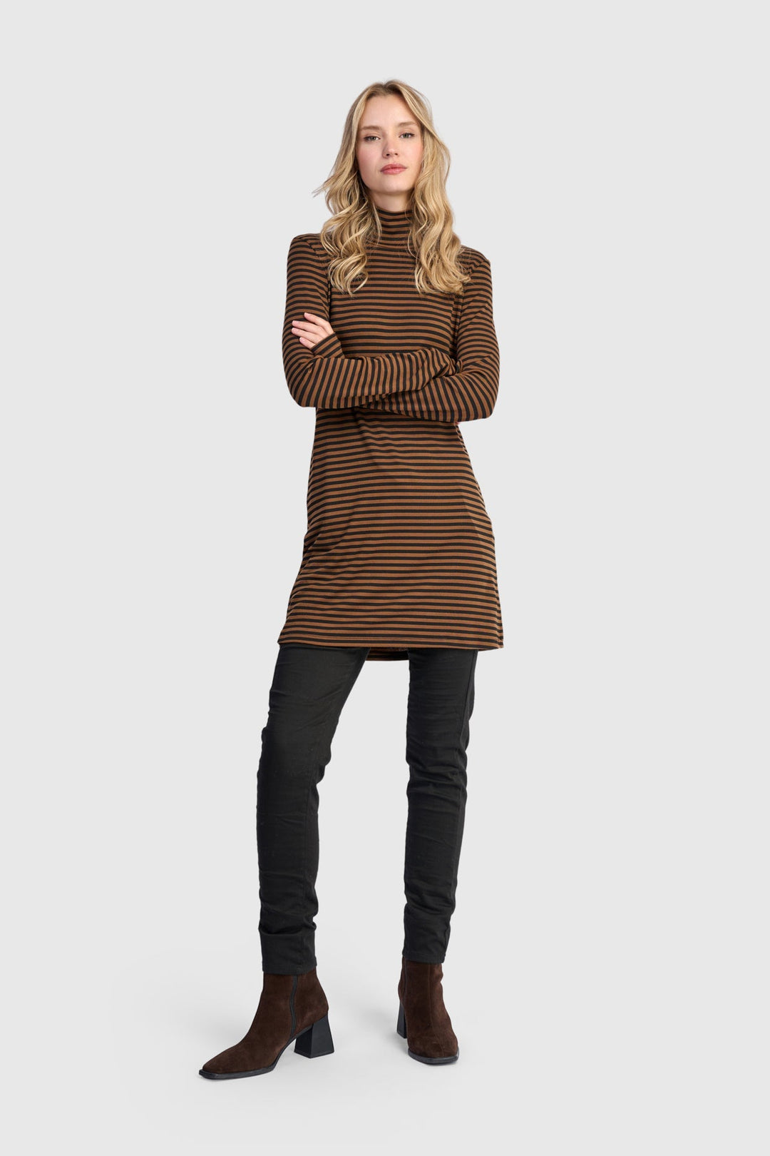 Urban Form Turtleneck, Honey