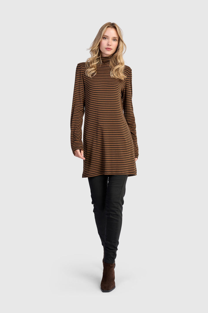Urban Form Turtleneck, Honey