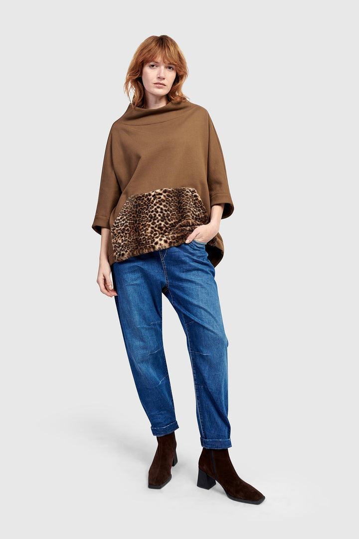 Urban Muff Pullover Top, Camel