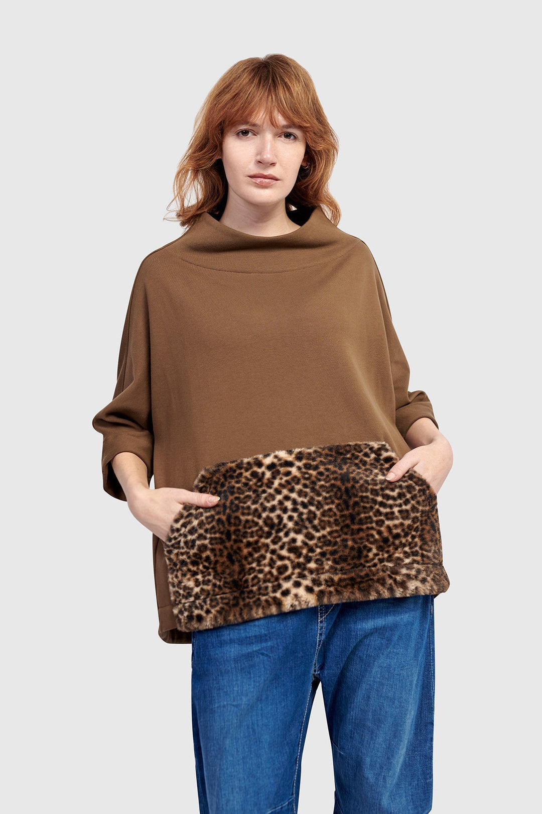 Urban Muff Pullover Top, Camel