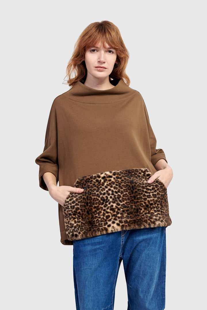 Urban Muff Pullover Top, Camel