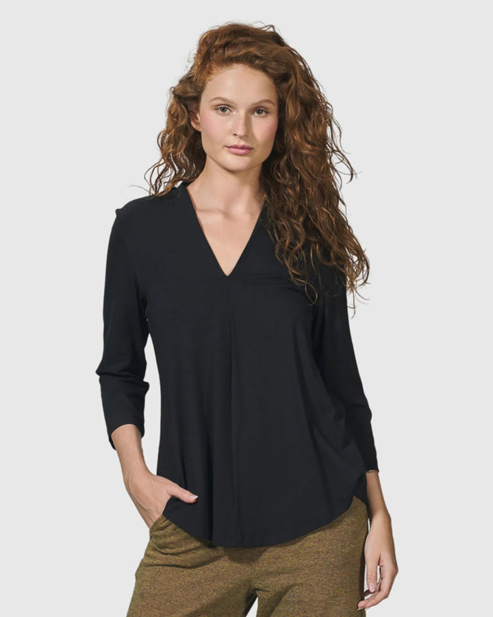 Essential V-neck Top, Black