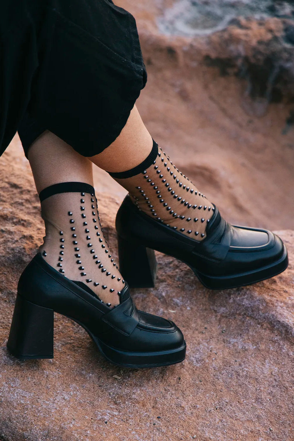 Crescent Sheer Socks in Black