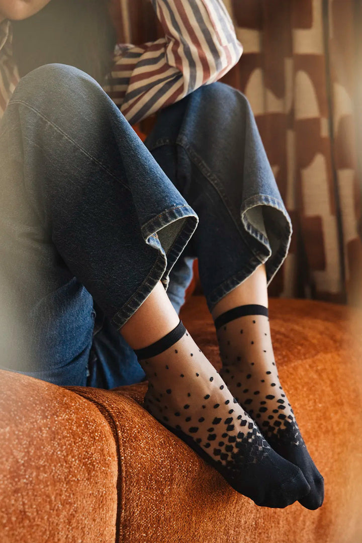 Nakameguro Sheer Socks in Black Dots