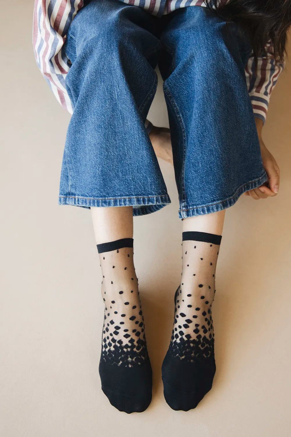 Nakameguro Sheer Socks in Black Dots
