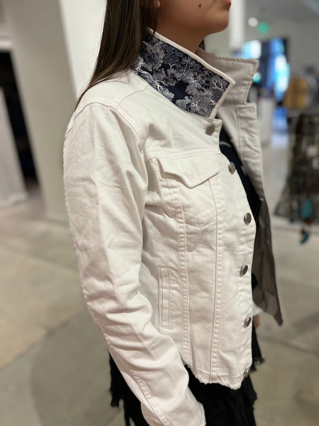 The White Denim Jacket / Navy Toile