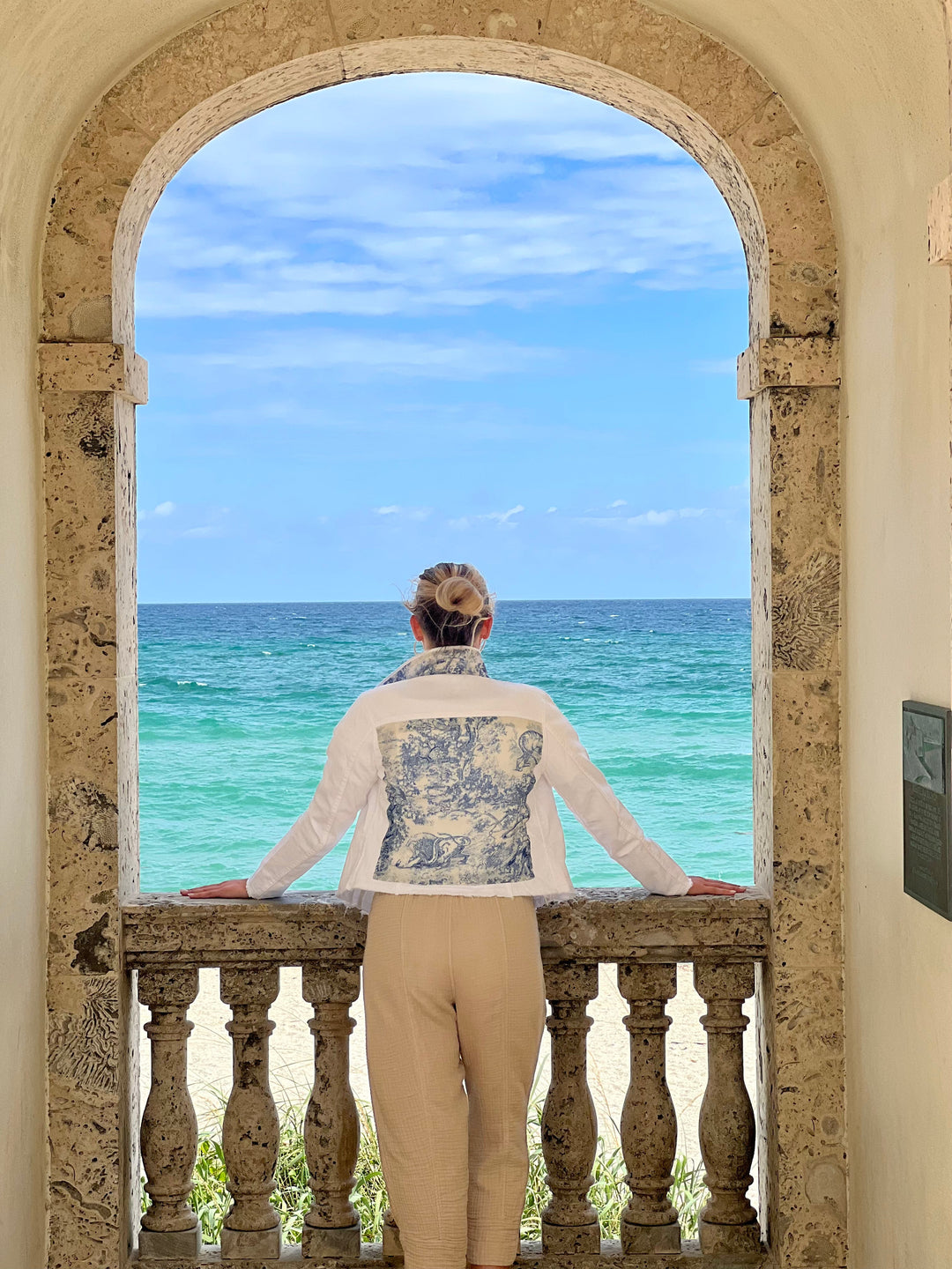 The White Denim Jacket / Totally Toile