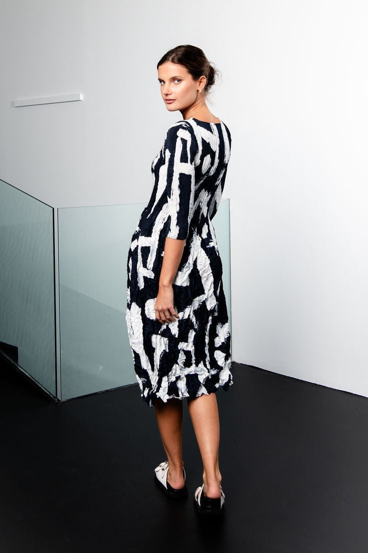 3/4 Sleeve Smash Pocket Dress Indigo Noise