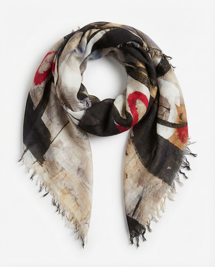 Lily, In The Details