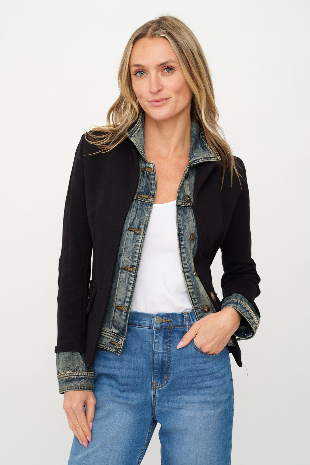 Clarissa Blazer in Black