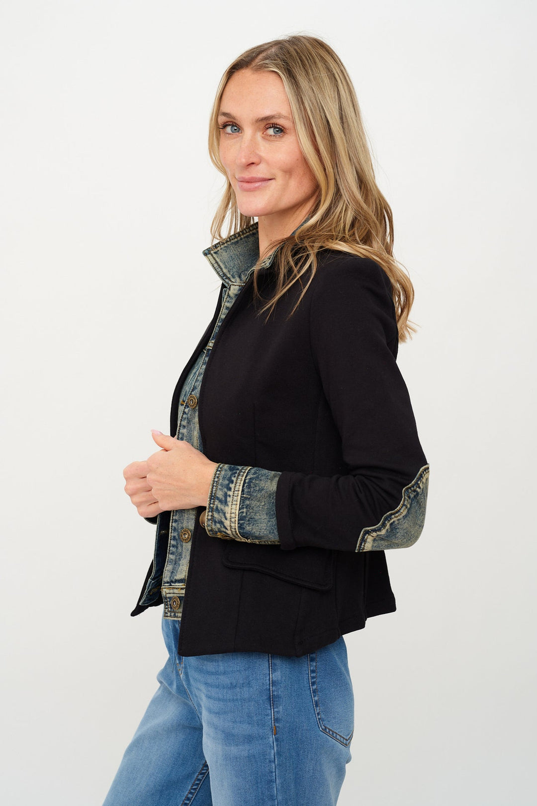 Clarissa Blazer in Black