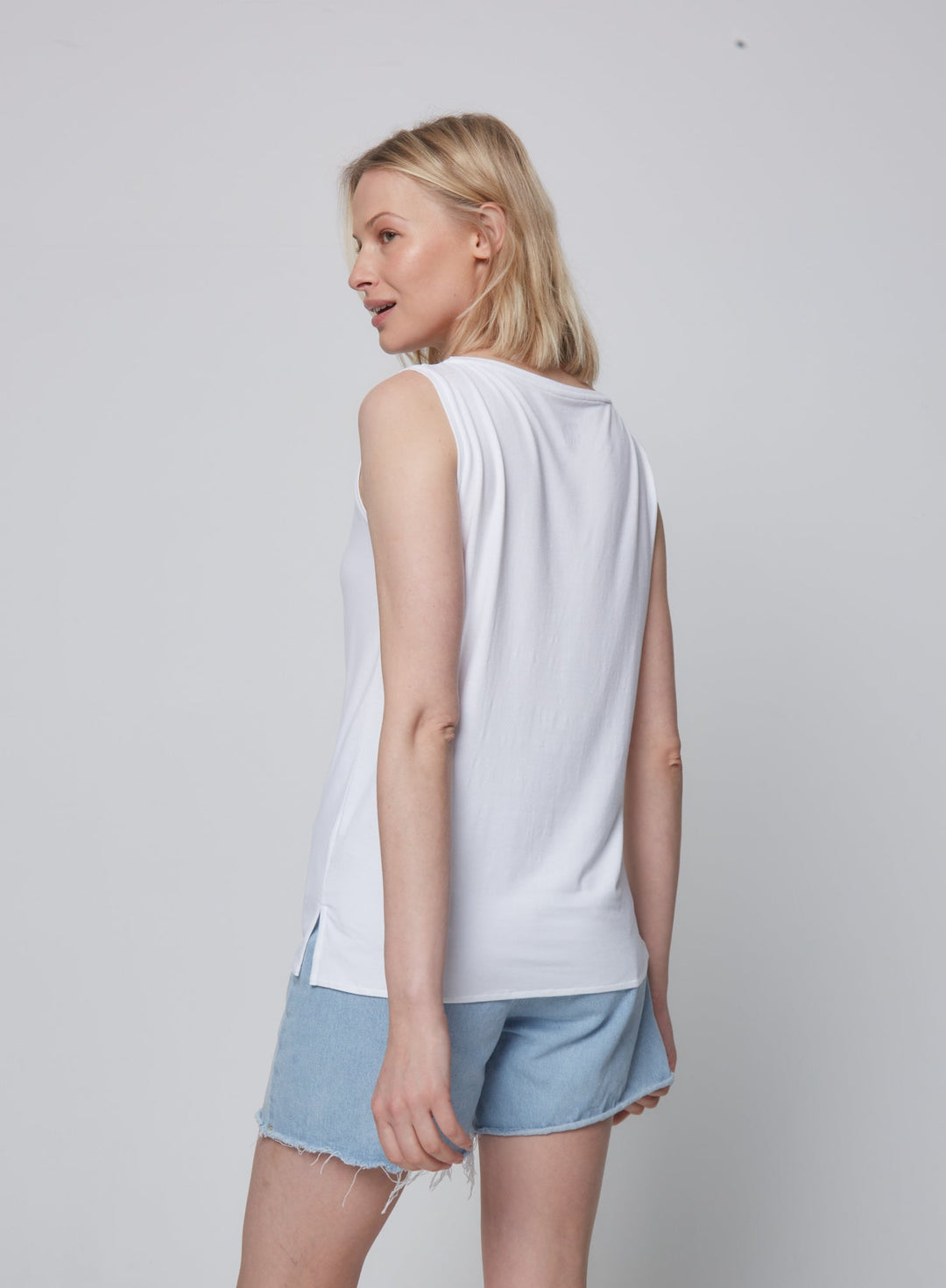 Soft Touch Semi Relaxed Boatneck Tank - TANK - Majestic Filatures North America